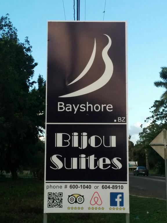 Bayshore Bijou Suites Maya Beach Esterno foto